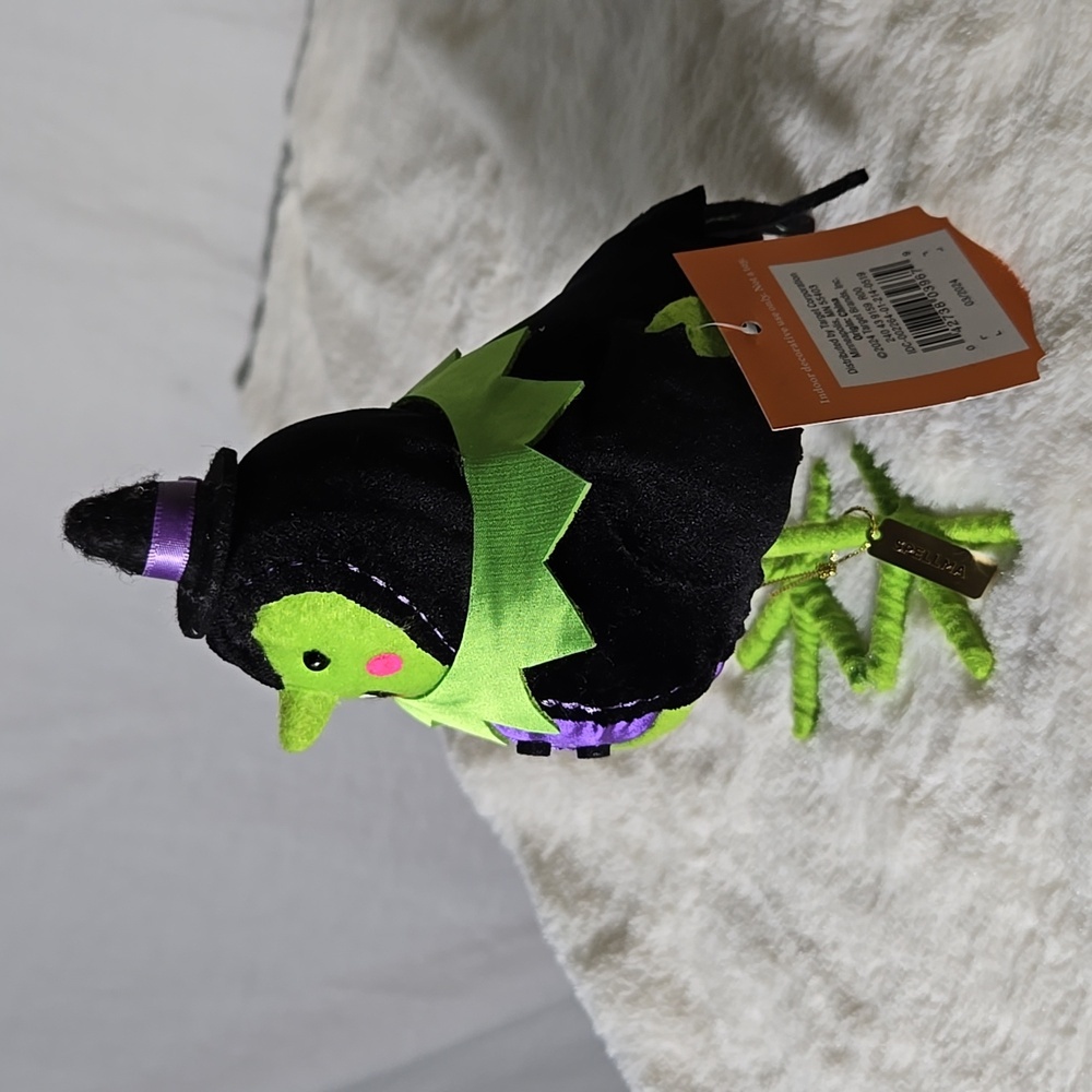 2024 Hyde and Eek Collectible Bird Spellma NWT Target Halloween - Picture 2 of 8